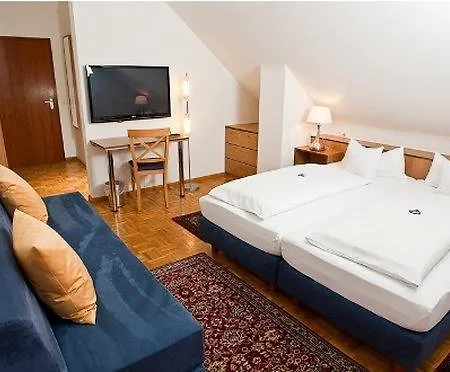 Guest house Garni Schacherer 3*