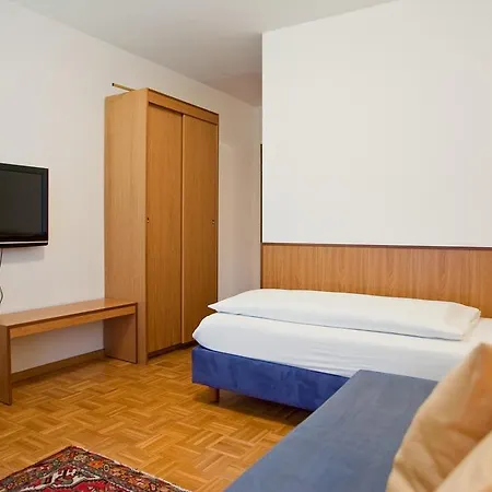 Garni Schacherer בית הארחה 3*