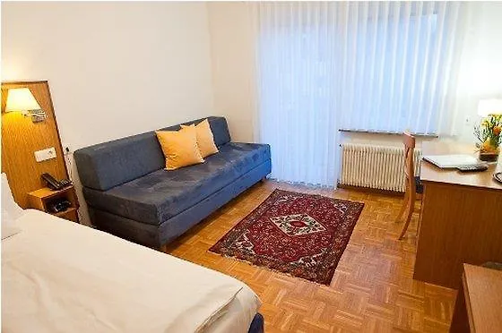 Guest house Garni Schacherer 3*